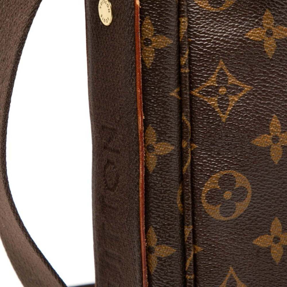 LOUIS VUITTON Brown Monogram Messenger Shoulder Bag - Picture 5 of 8